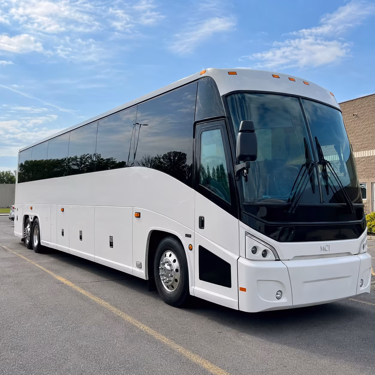 tulsacharterbuscompany com makes concert night in tulsa the easy part